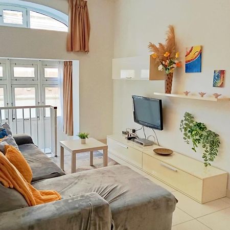 Modern Apartment In The Heart Of Sliema Steps From The Seafront Exteriör bild